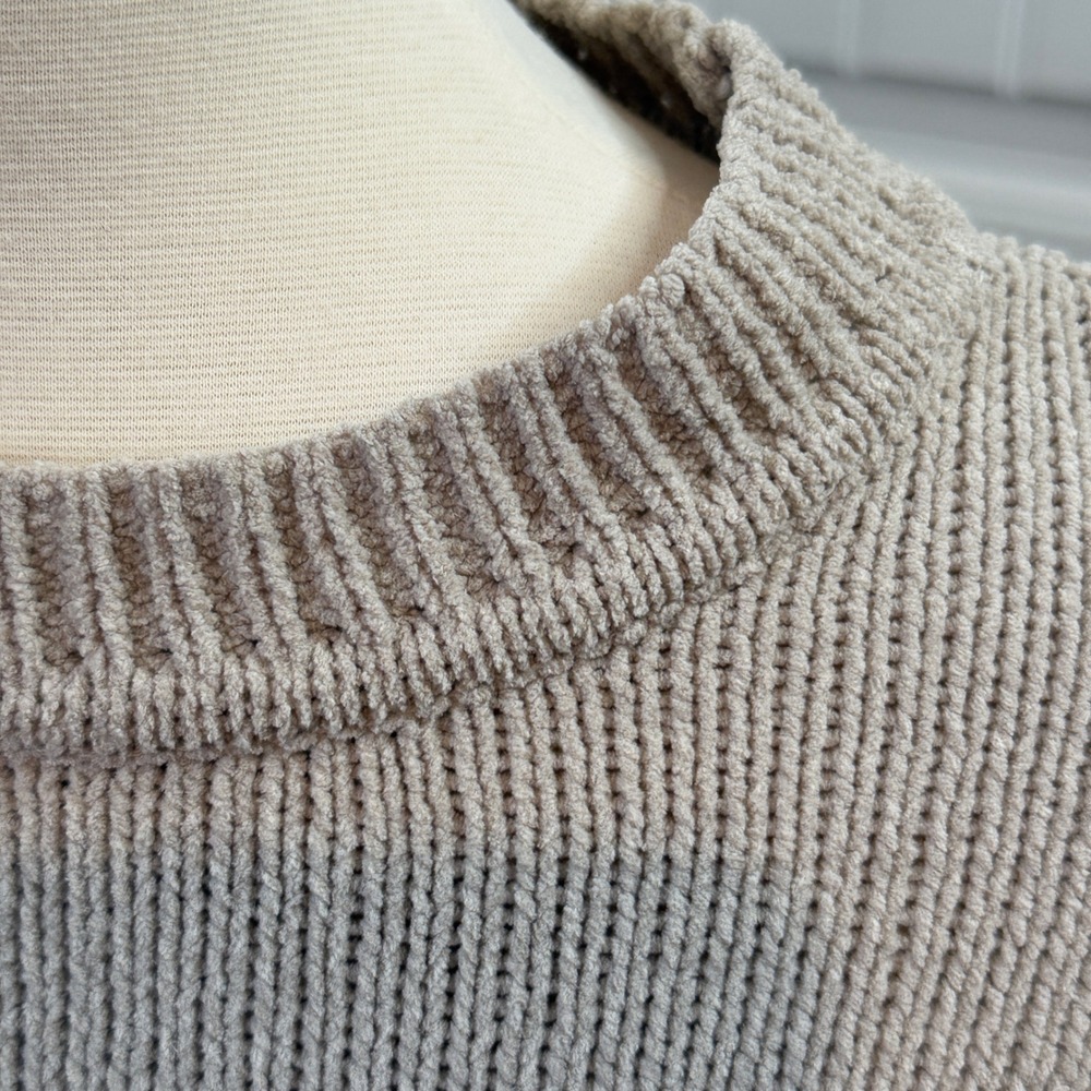 Generation K Women Beige Knit Crew Neck Long Sleeve Pullover Sweater Size M - Picture 9 of 14